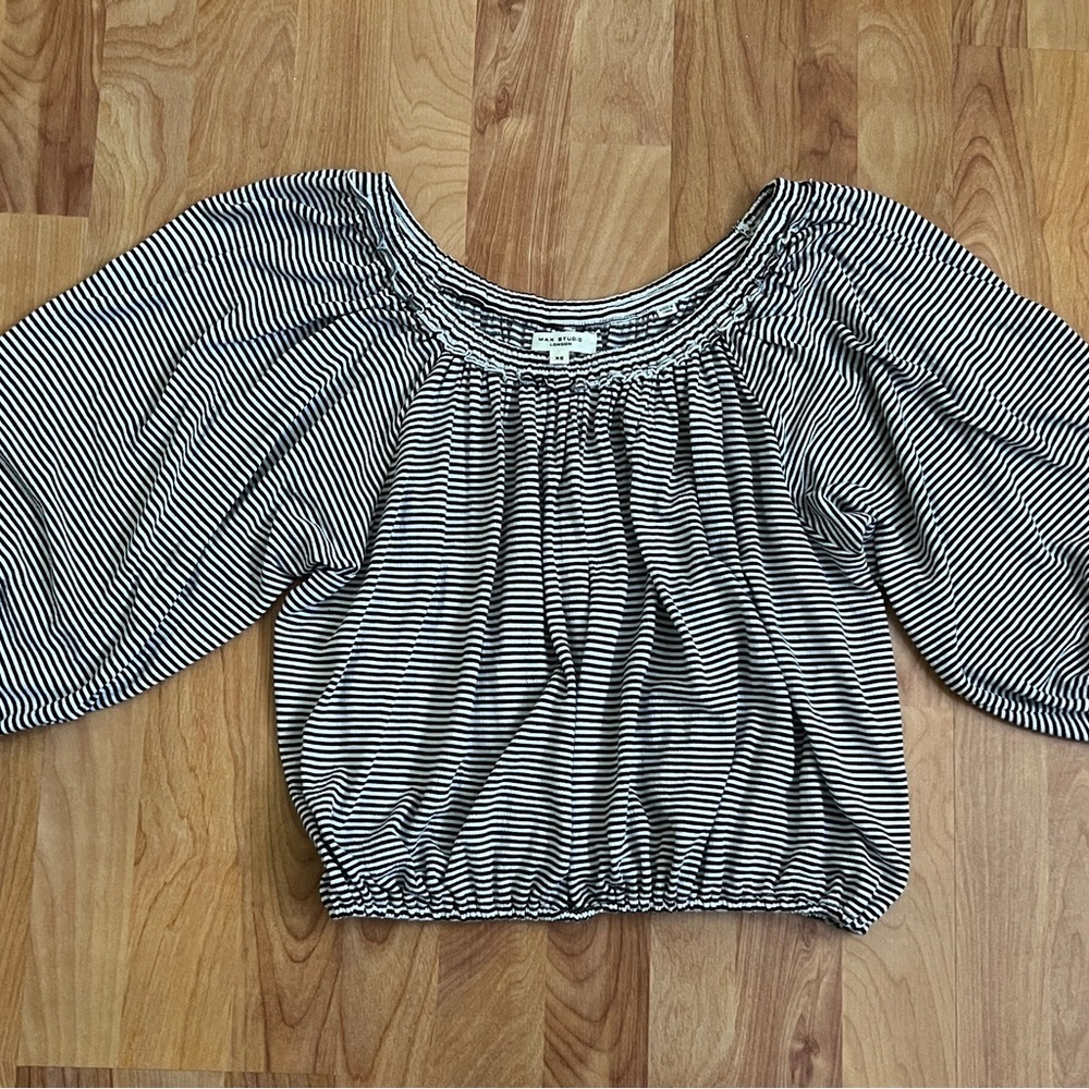EUC Max Studio Black and White Striped Blouse sz XS